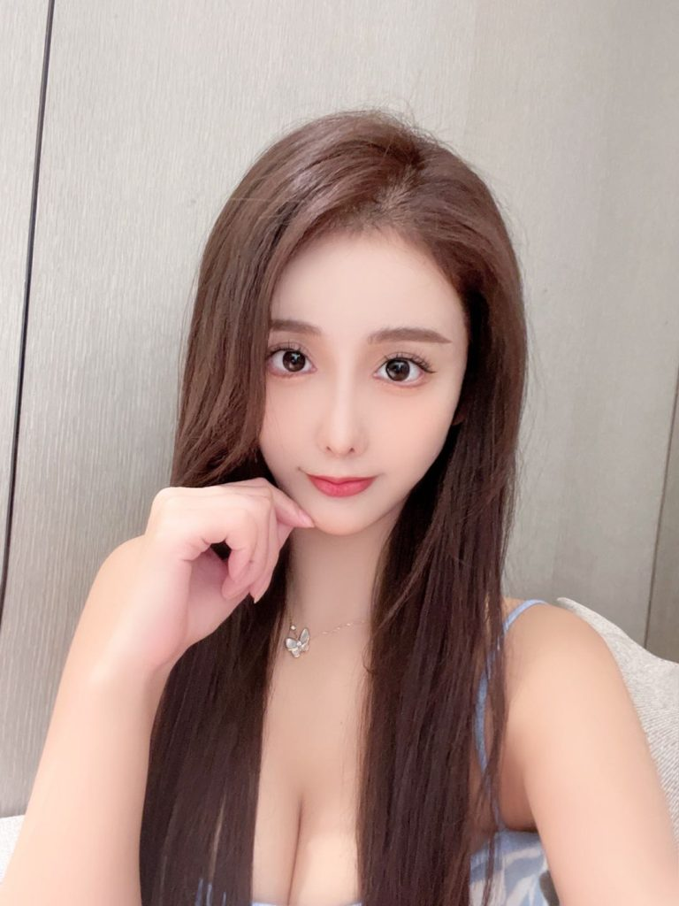 品茶雅趣，丰台美女与犬马之家的文化碰撞