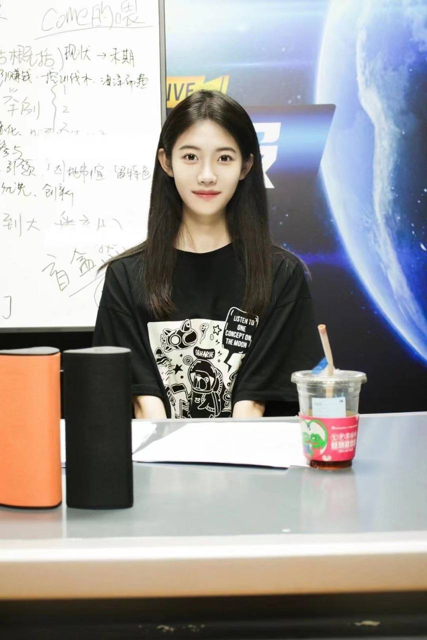 广州大学女朋友是外围女